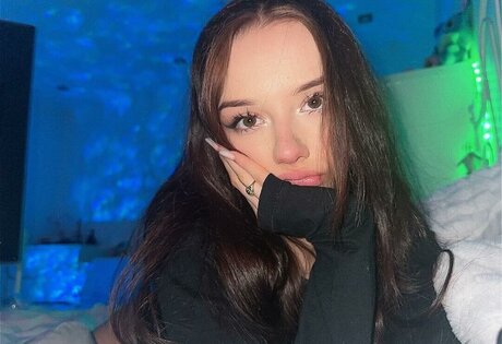 Mela Pustelnik OnlyFans Leaks