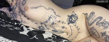 chl0lunaa OnlyFans Striptease