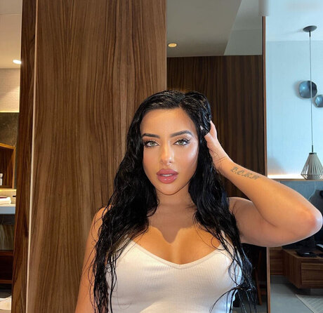 Leyla Lahouar Leaked OnlyFans Bilder