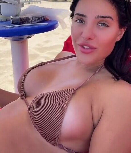 Leyla Lahouar OnlyFans-Fotos