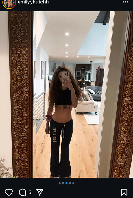 Emilyyhutchh OnlyFans Nacktbilder