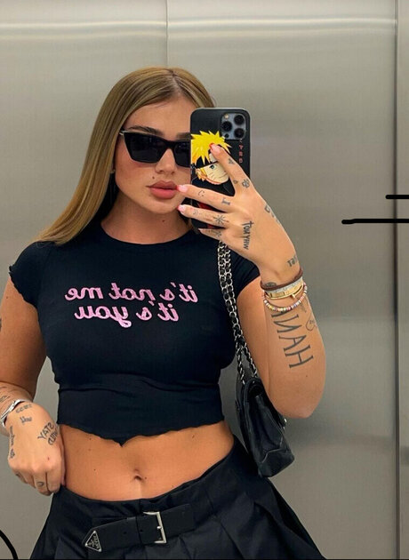 Loredana Zefi OnlyFans-Fotos