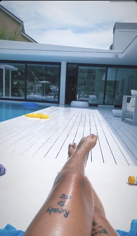 Loredana Zefi Nacktbilder von OnlyFans