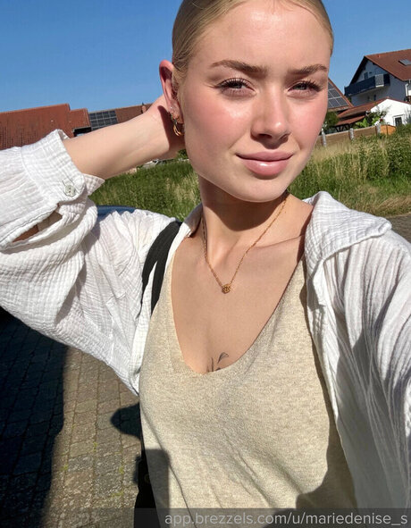 Marie Denise Schwarz Leaked OnlyFans Bilder