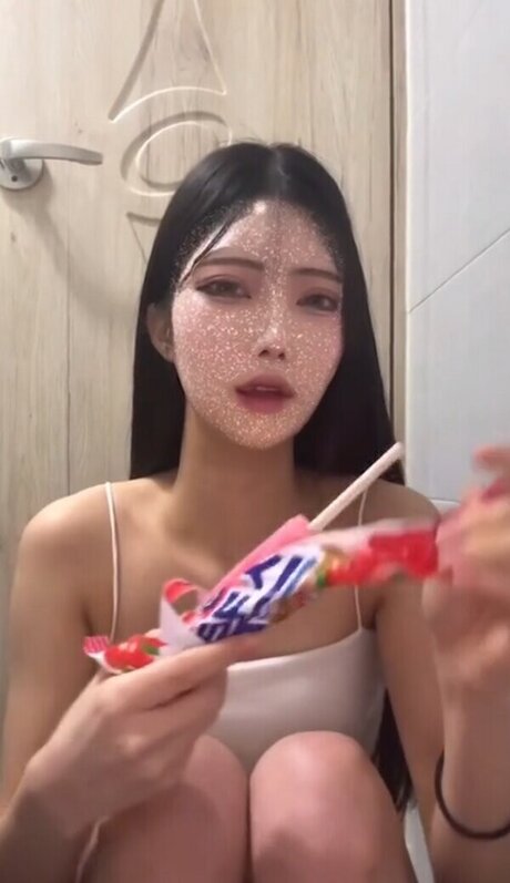 ehxoehlstkfka0 NurlyFans-Pornos