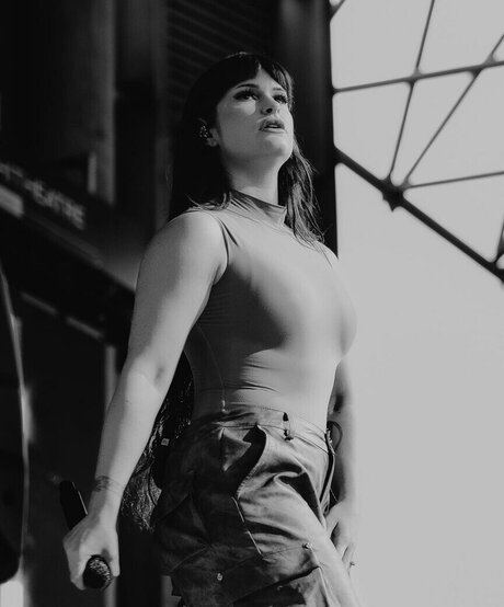 Courtney LaPlante OnlyFans nackte Brüste