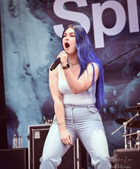 Courtney LaPlante Nacktbilder von OnlyFans