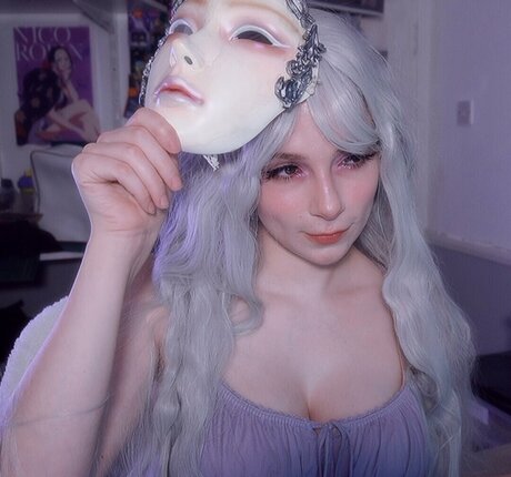 Misschalice Nacktpornos auf OnlyFans