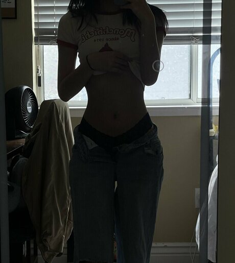 illumimathelie OnlyFans Bilder