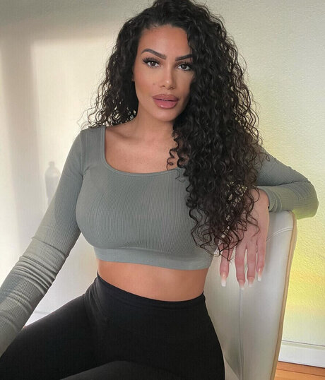 Roaya Soraya OnlyFans geleakt.