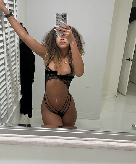 Ms differentt2 0 OnlyFans Model Bilder