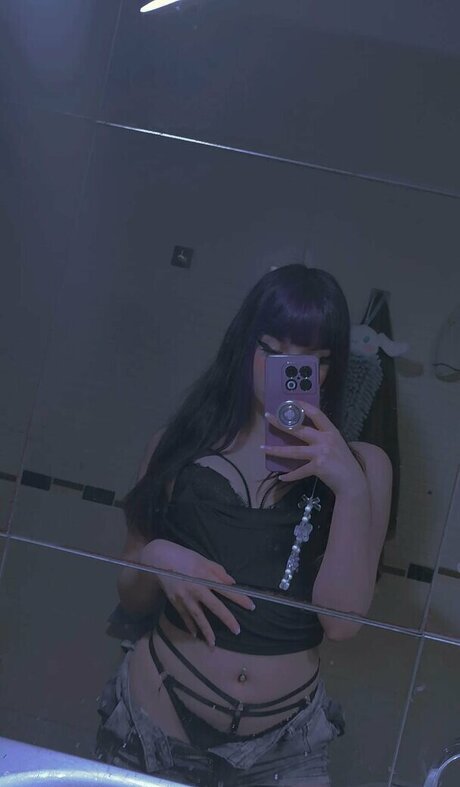 theakaleina OnlyFans kostenlos