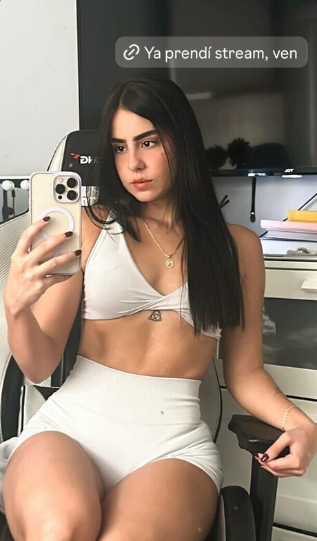 Mariana Villa OnlyFans Arsch Leak