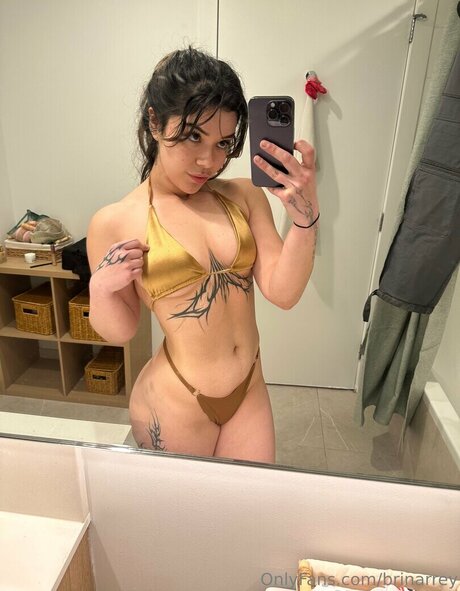 Wavy Brin Nacktbilder von OnlyFans