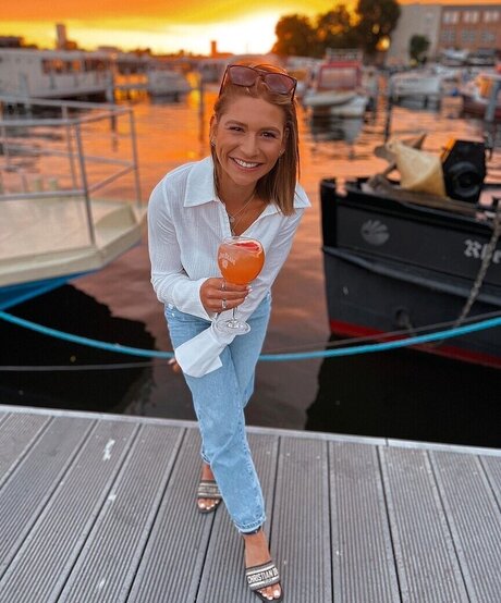 Jana Wosnitza OnlyFans-Rezensionen