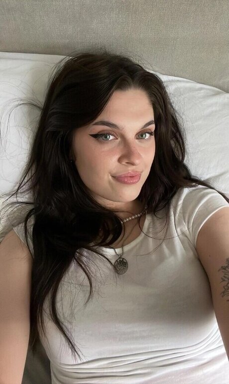 Facialize Me OnlyFans Porno