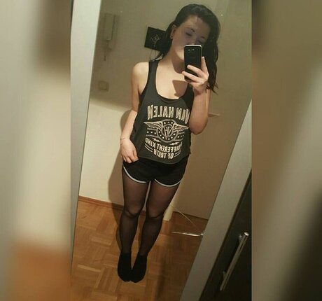 Laura Knoblauch OnlyFans kostenlos geleakt