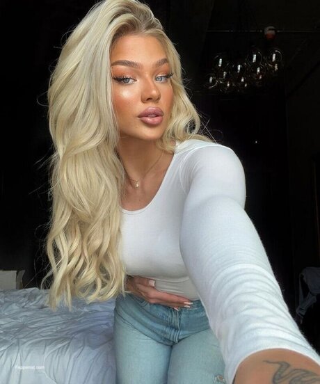 Elaine Victoria OnlyFans Mega