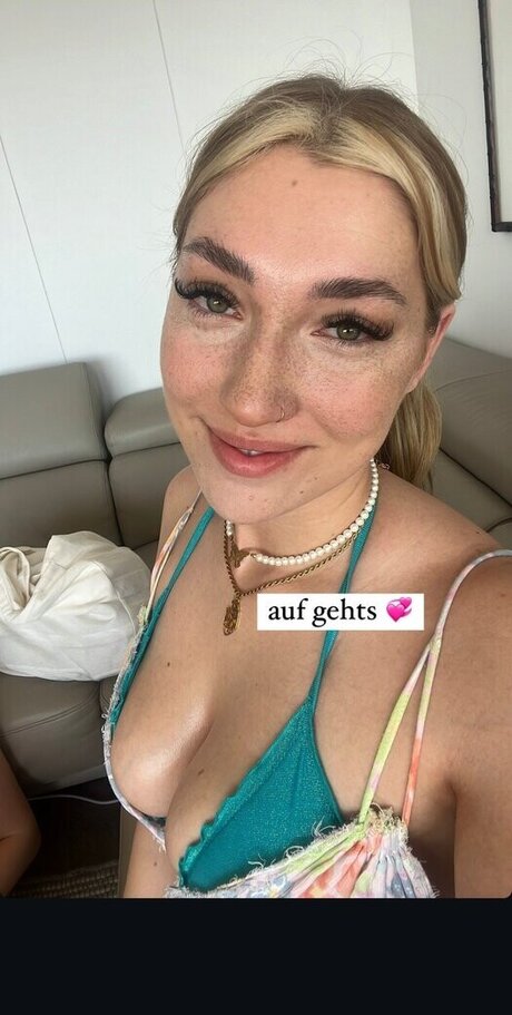 oben-ohne-strand nur fans Aktbilder Teaser