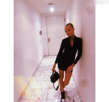 Cheyenne Ochsenknecht OnlyFans Striptease