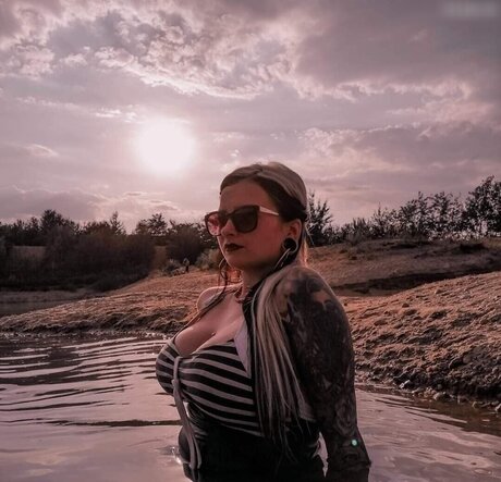 Lyn k44 Leaked OnlyFans Sex