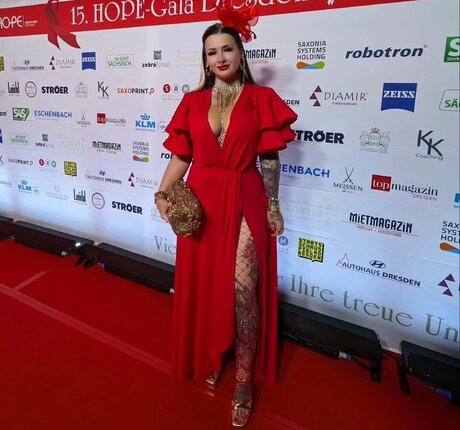 Lyn k44 OnlyFans-Model