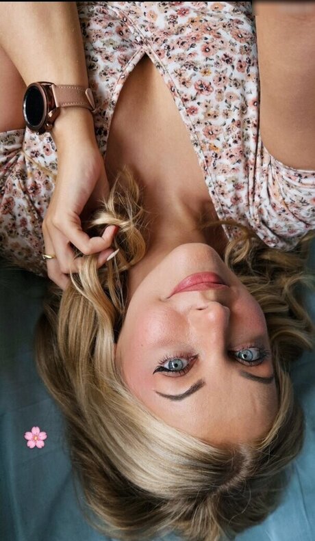 Sarah Milkowski OnlyFans Sex