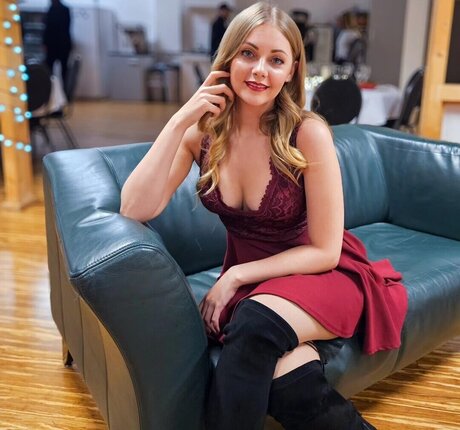 Sarah Milkowski OnlyFans XXX