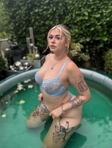 achselhöhlen-onlyfans heiß nackt Medien