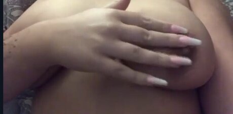 lenakpl23 OnlyFans Lesbisch