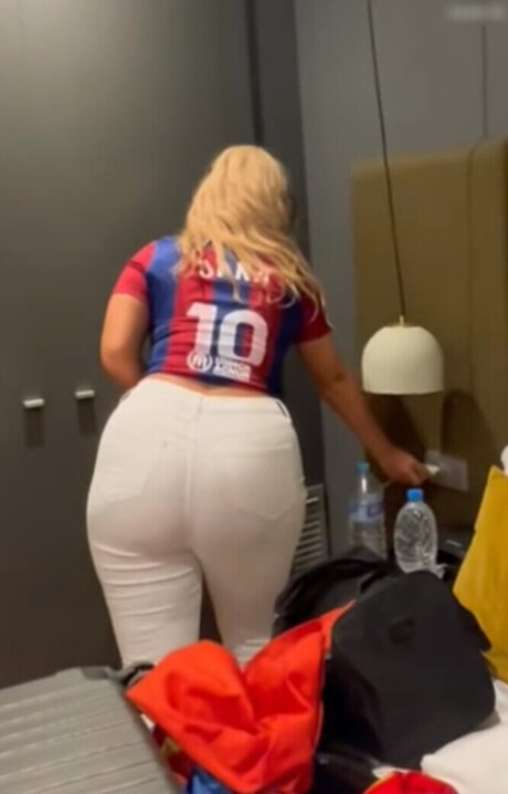 blowjob in der öffentlichkeit nur fans schön XXX Momentaufnahme