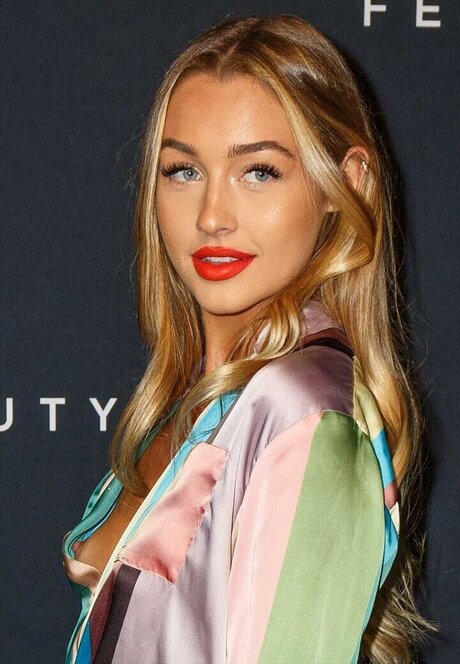 oma milf onlyfans hübsch Shot