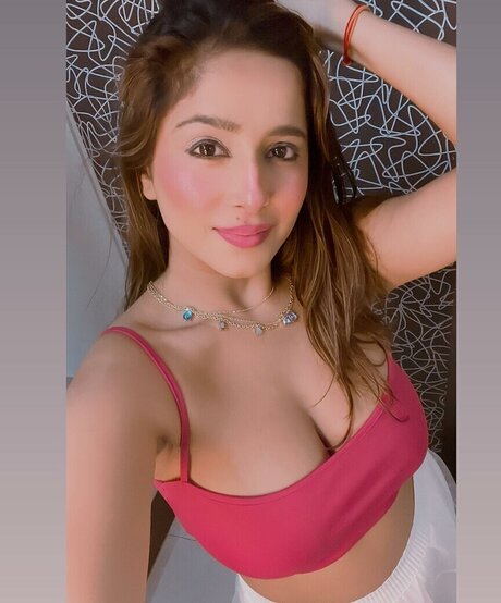Kate Sharma Kostenloses OnlyFans