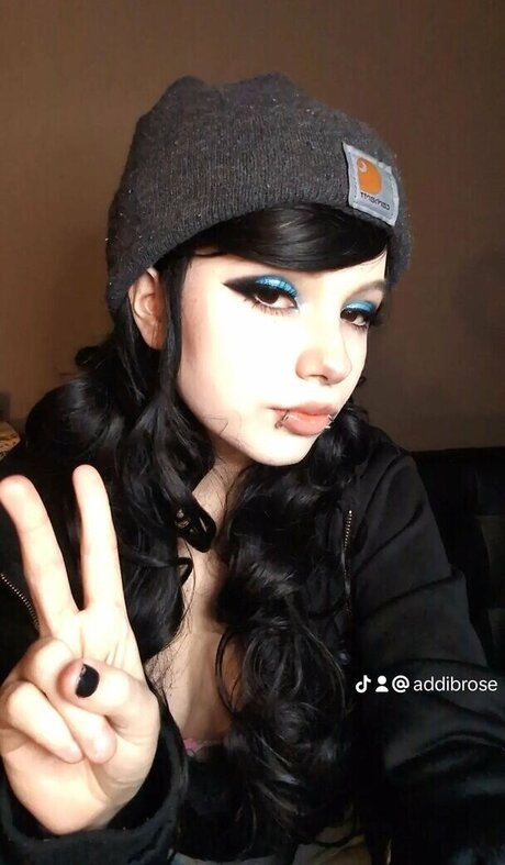 Addison Ambrose OnlyFans Inhalte