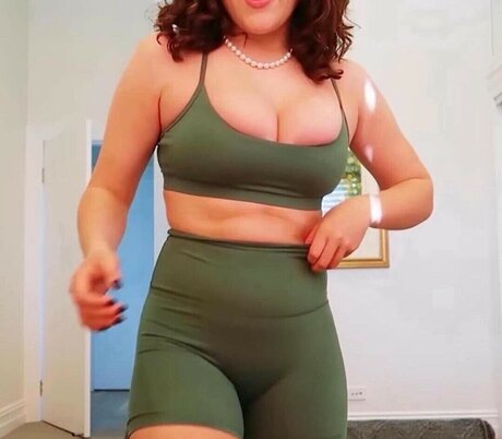 Sabre Norris OnlyFans