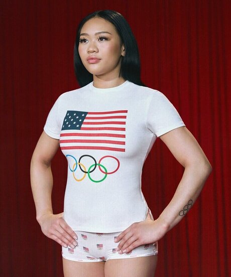 Suni Lee Nur für Fans