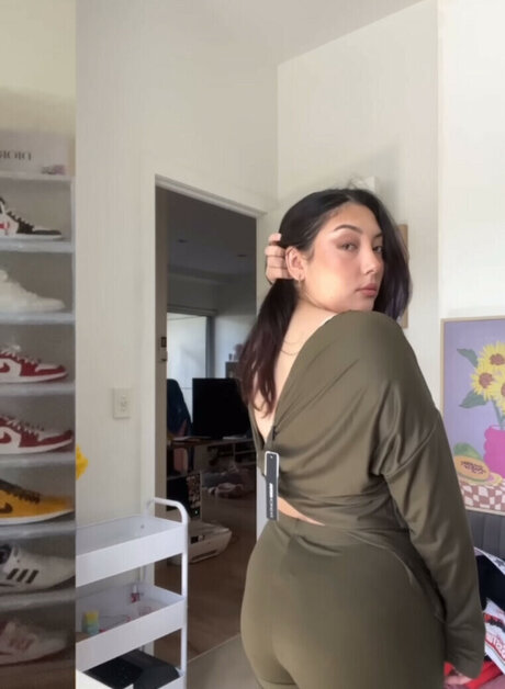 ASMR JADE OnlyFans Sex