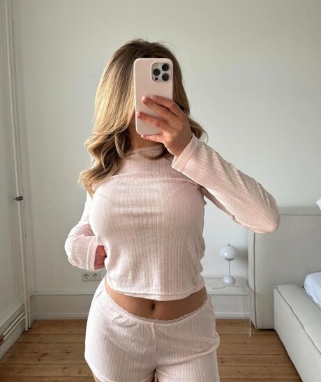 theresaxre Leaks von Nacktbildern auf OnlyFans