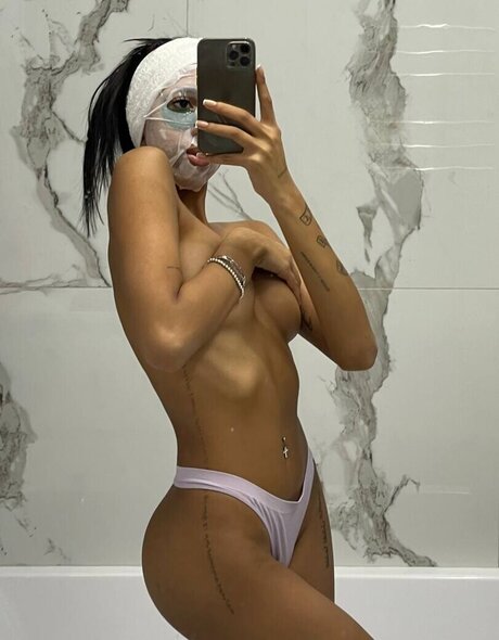 Aalishass Alishakone OnlyFans Nacktbilder