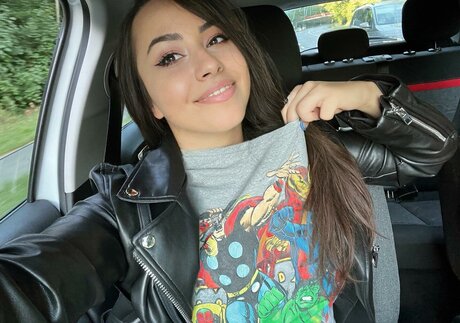 Bunnygirl OnlyFans schlank