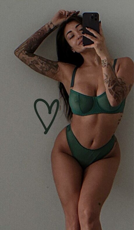 Pingvidii OnlyFans schlank