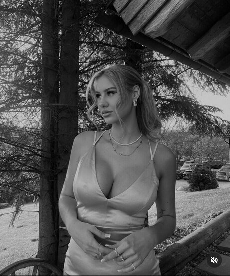 Caro Konrad Nackt Leaks OnlyFans