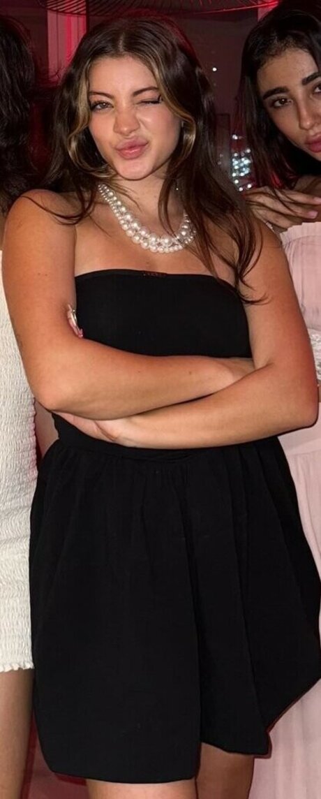 Leyla Afshonkar Nacktbilder-Leaks von OnlyFans