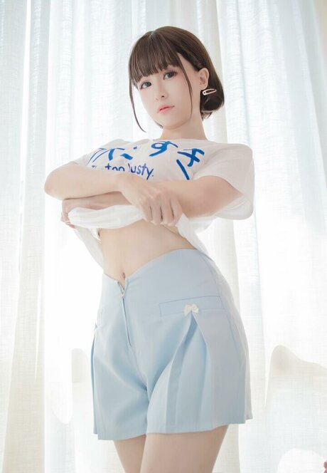 Shiraga Yanko Brüste OnlyFans