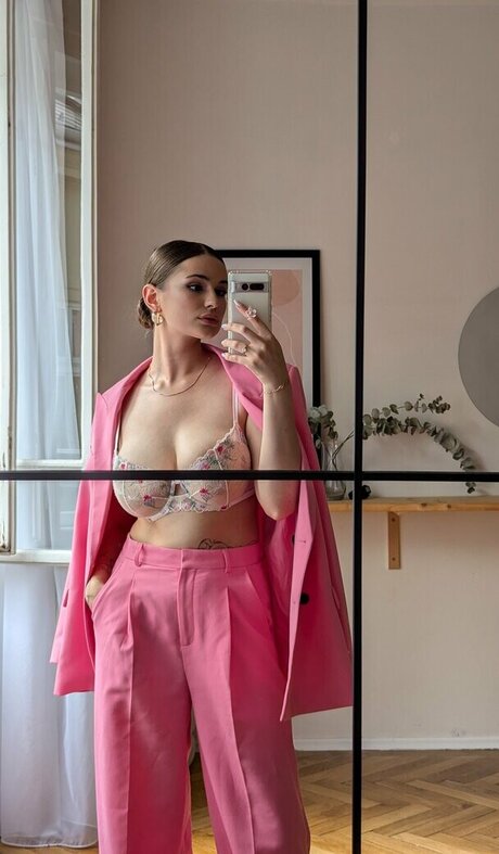 mini__pi g OnlyFans-Sex