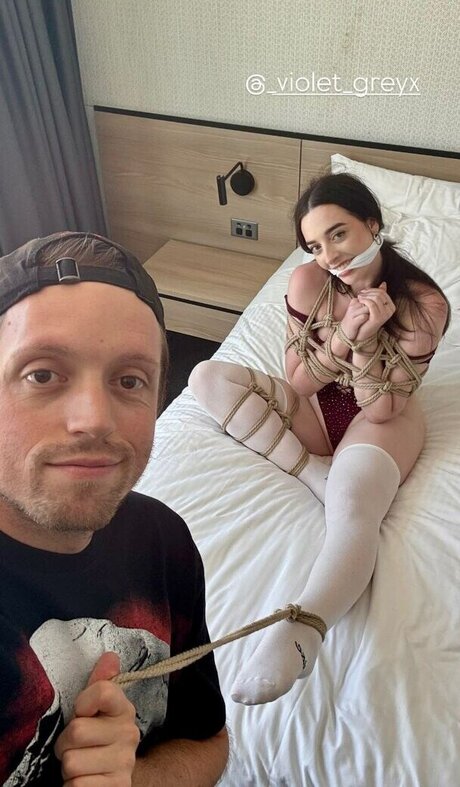 Violet Greyx OnlyFans-Leaks