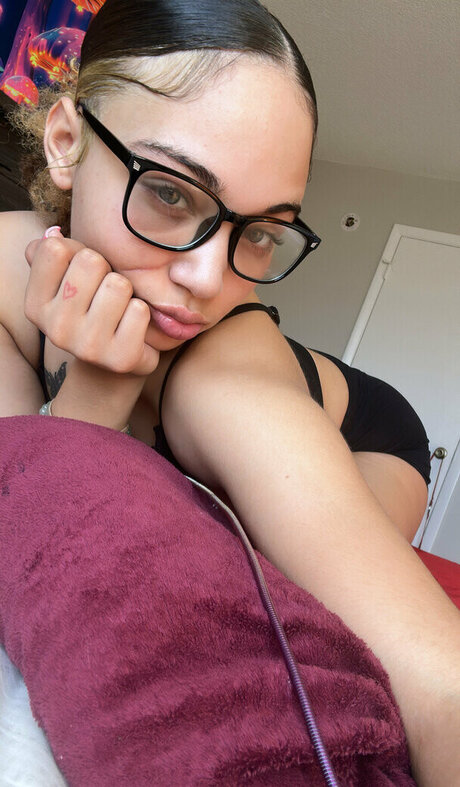 cherryizzyy OnlyFans Gratis Porn