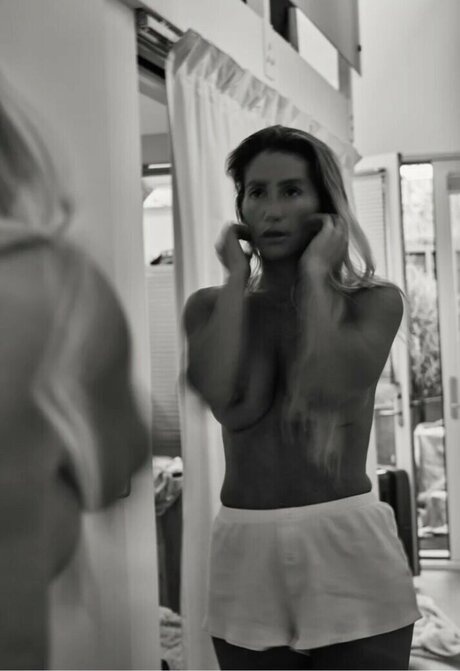 Jem Touchdown Titten OnlyFans