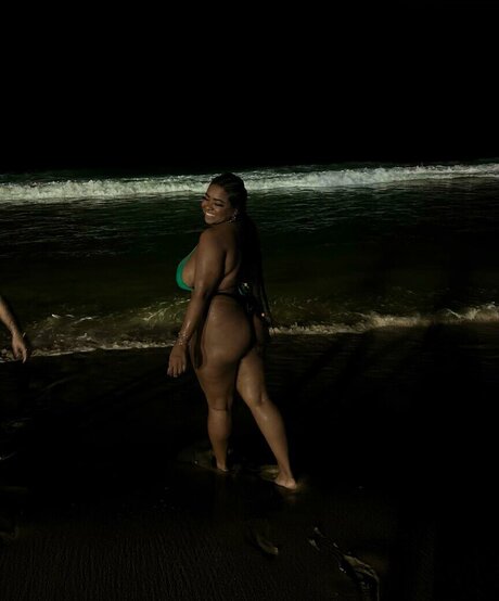 Velvet Scarlett OnlyFans OnlyFans