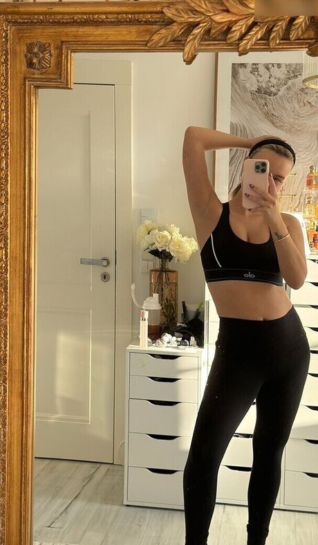 Dagi Bee Nacktbilder OnlyFans